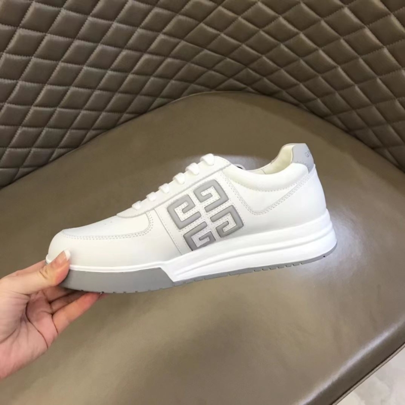 Givenchy Sneakers